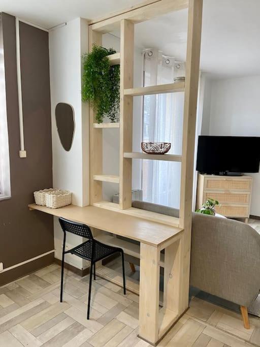 Studio Avec Balcon Proche Gare * Bourg-en-Bresse