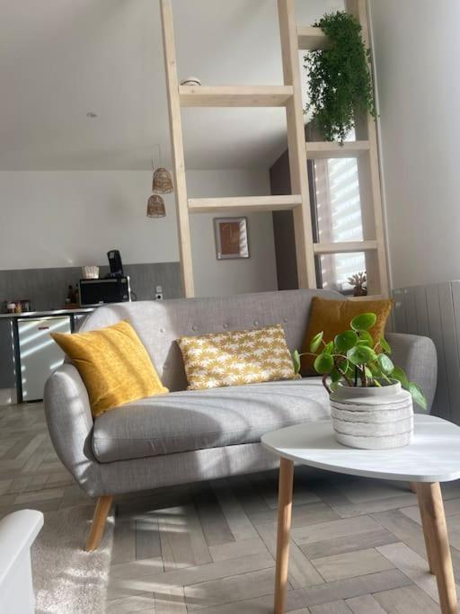 Studio Avec Balcon Proche Gare *