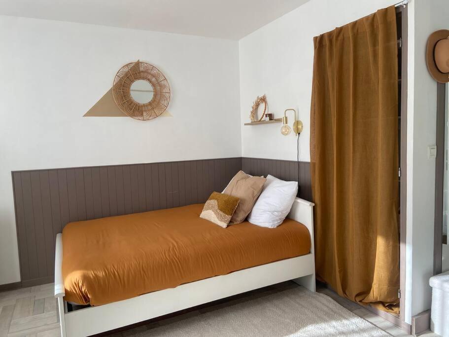 Studio Avec Balcon Proche Gare Apartment Bourg-en-Bresse